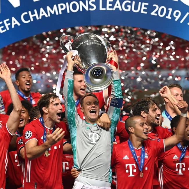 里程碑，颜骏凌已为上海海港出战500场比赛