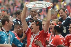 即插即用！塞斯·库里首秀收获14分，命中率高达85.7%