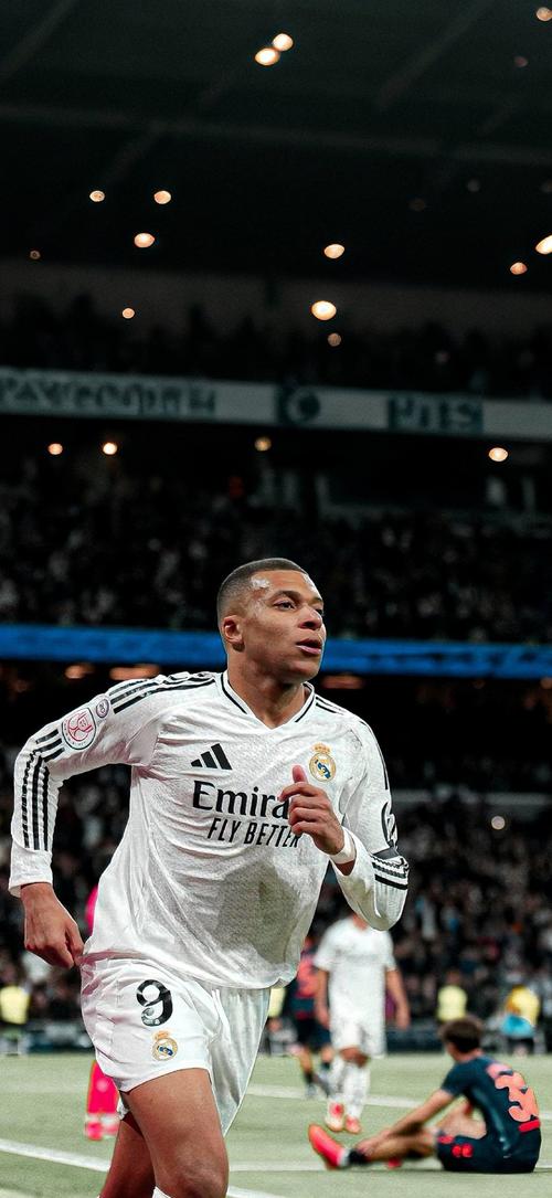 格纳布里：今天比赛的感觉太棒了，继续这么踢我们能有大作为