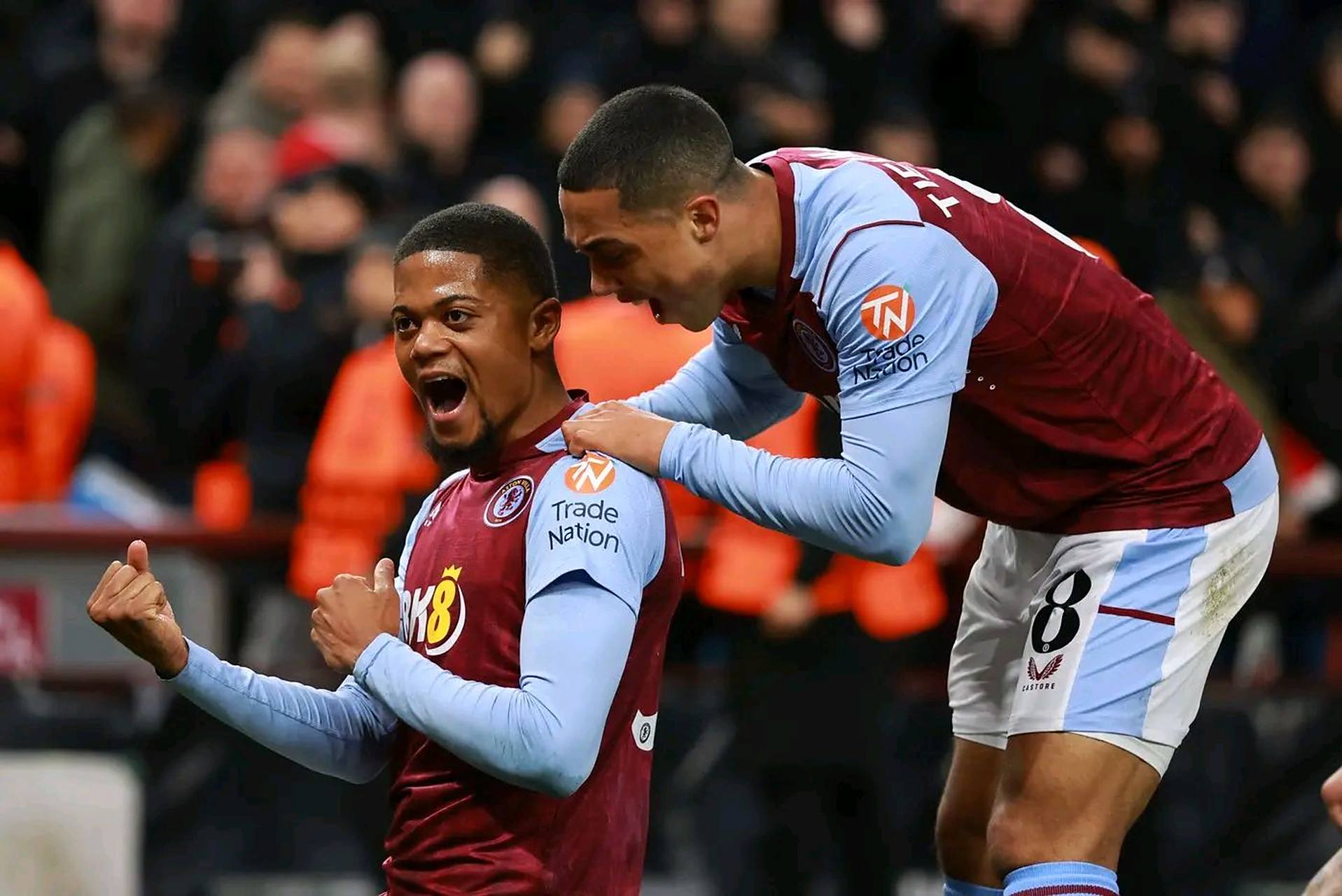 踢球者：拜仁计划1月再谈格纳布里和格雷茨卡续约