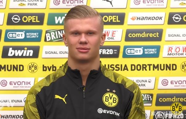 季铭义谈汪士钦染红：年轻的代价，控制一下或许我们还能夺冠