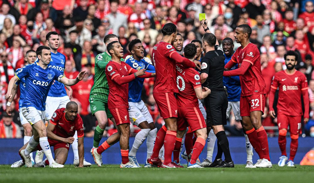 瑞士4-1瑞典距离世界杯仅差一分，扎卡点射，恩多耶传射