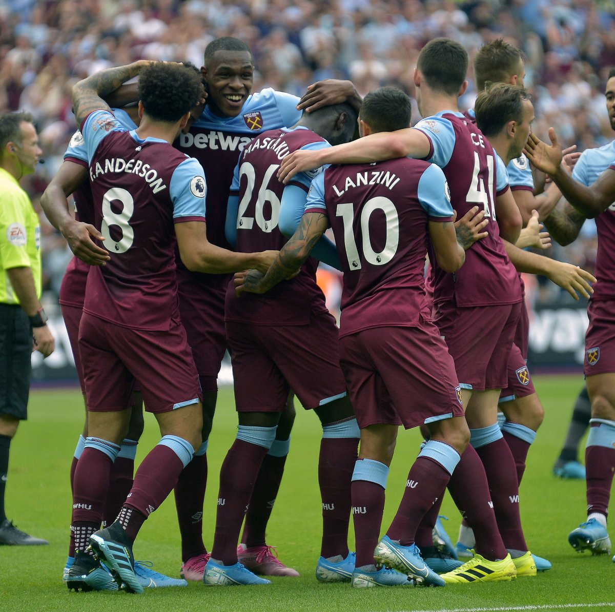 慢镜头：米兰、尤文和三家英超俱乐部对热苏斯感兴趣（慢镜头：米兰、尤文及三支英超球队有意热苏斯）