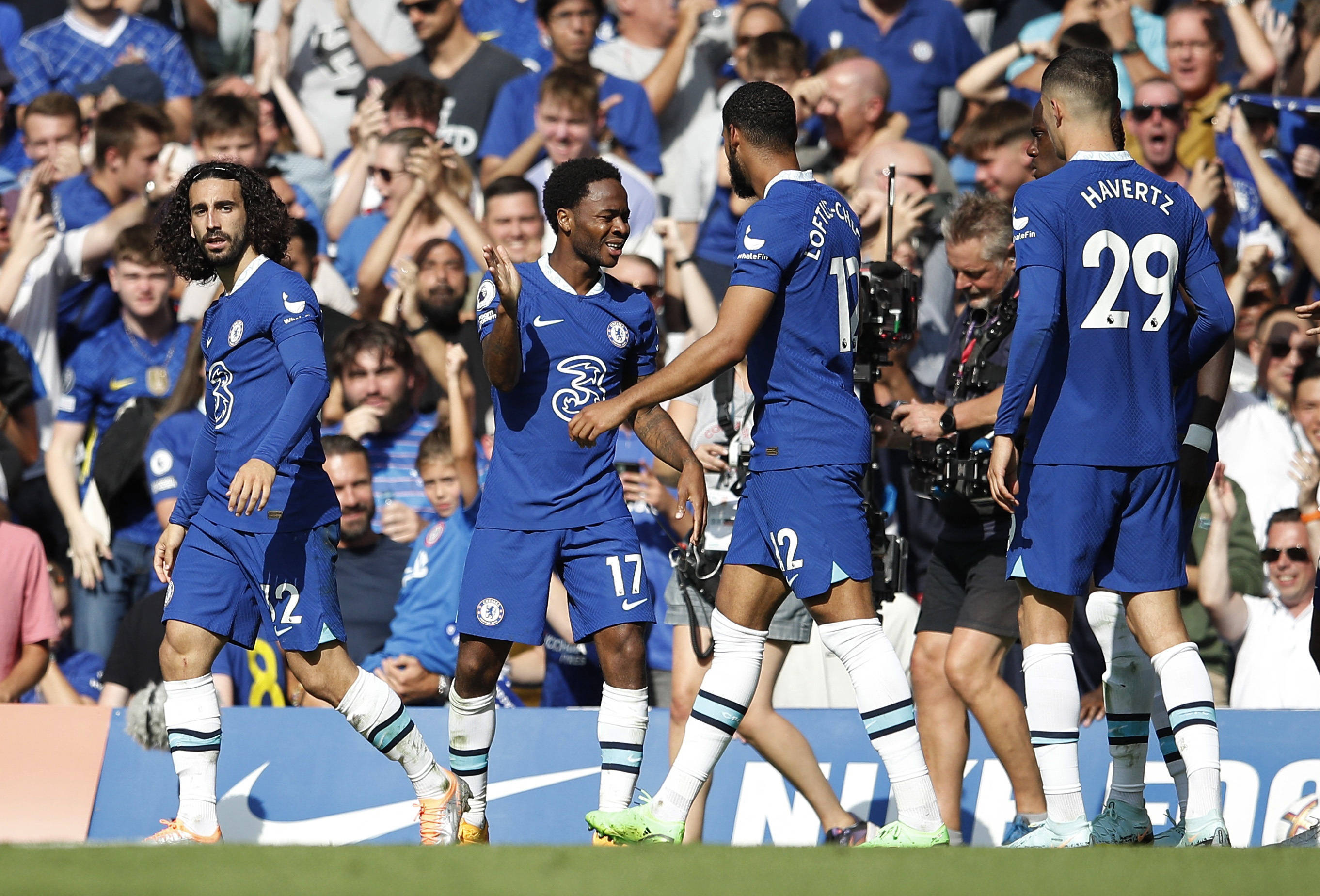 英超最新积分战报 水晶宫超切尔西冲进前4（英超积分榜最新形势：水晶宫反超切尔西跻身前四）